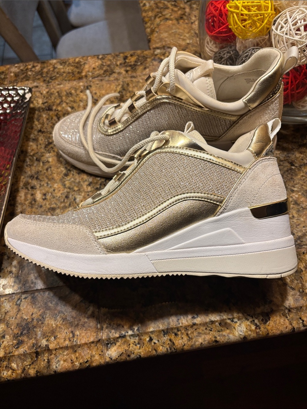 Micheal Kors cream and gold lace up hidden platform sneakers - Picture 3 of 9